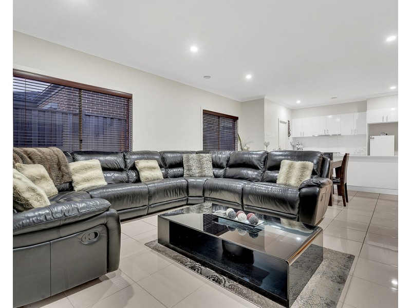 45 Evolve Esplanade, Wollert VIC 3750