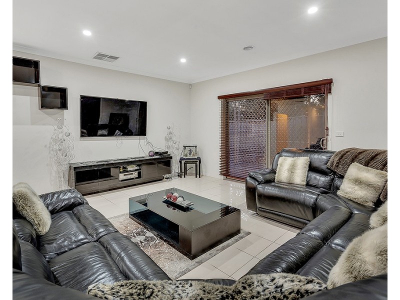 45 Evolve Esplanade, Wollert VIC 3750