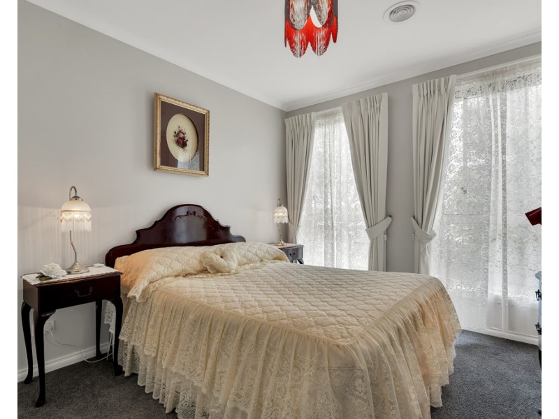 2/57-59 Yarcombe Crescent,, Craigieburn VIC 3064