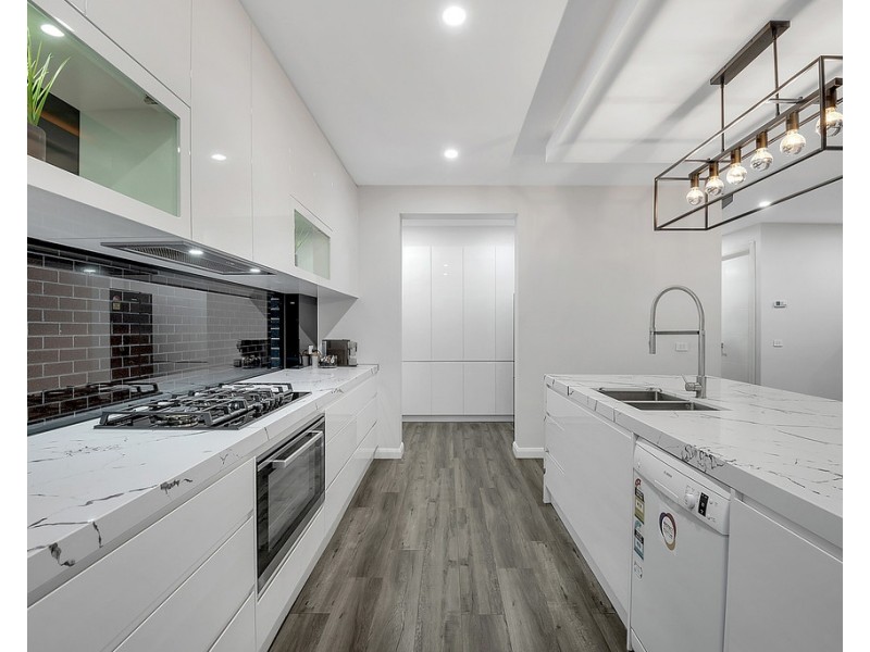 19 Millau Avenue, Craigieburn VIC 3064