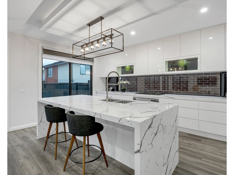 19 Millau Avenue, Craigieburn VIC 3064