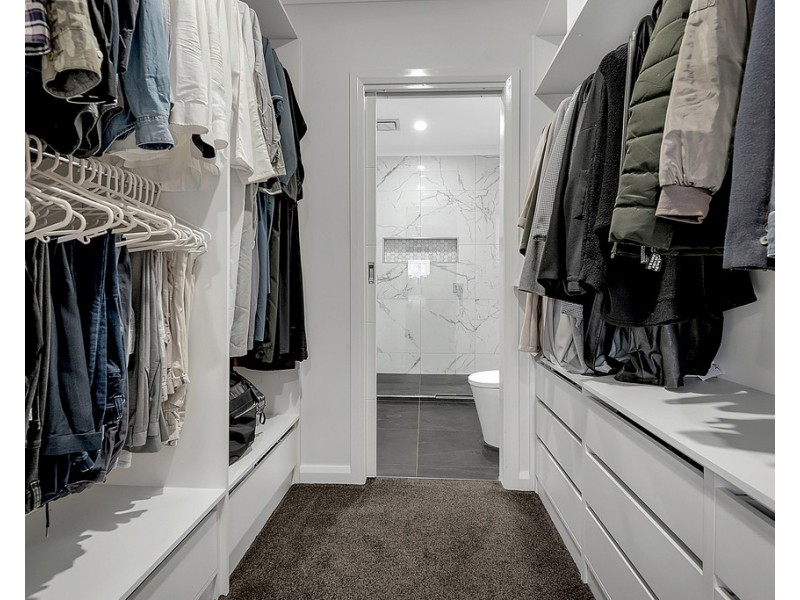 19 Millau Avenue, Craigieburn VIC 3064