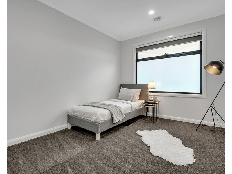 19 Millau Avenue, Craigieburn VIC 3064