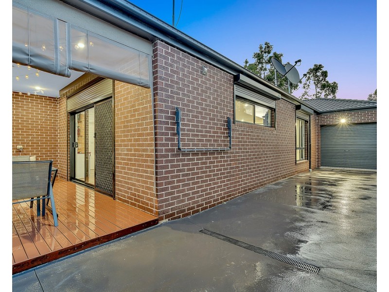 22 Clapham Way, Craigieburn VIC 3064