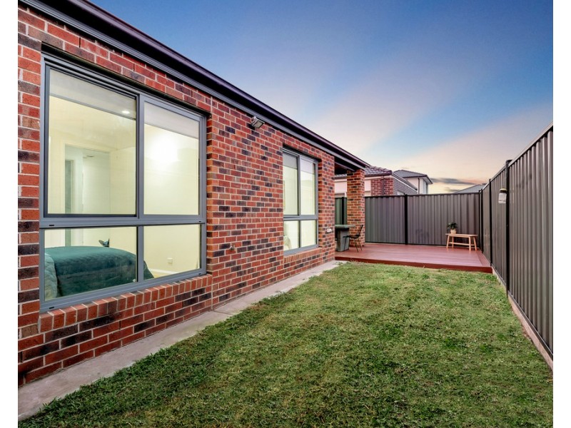 20 Sustainable Drive, Craigieburn VIC 3064
