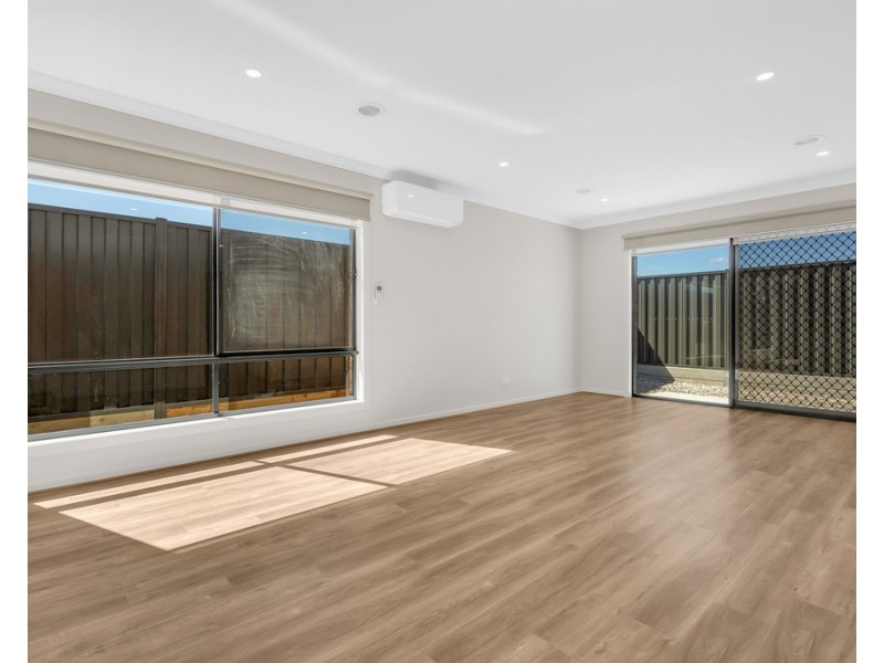 16 Cephei Street, Kalkallo VIC 3064