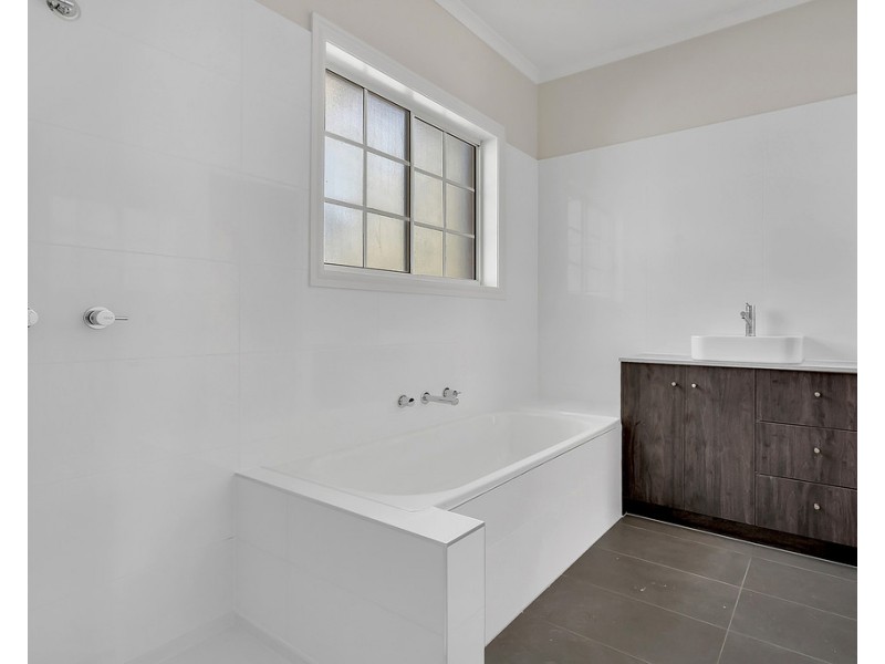 1/23 Lex Grove, Oak Park VIC 3046