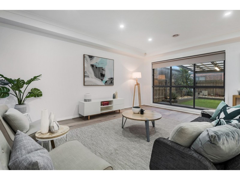 22 Thames Way, Roxburgh Park VIC 3064