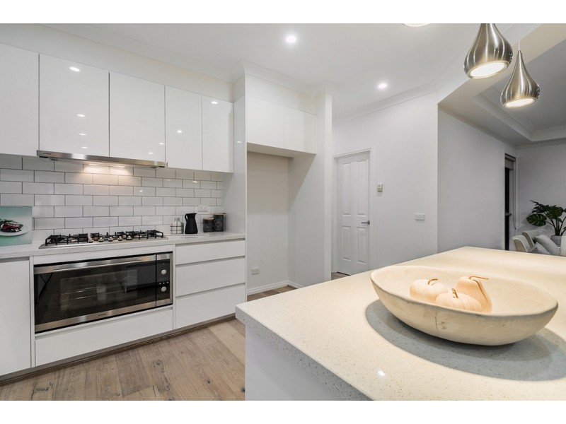 22 Thames Way, Roxburgh Park VIC 3064