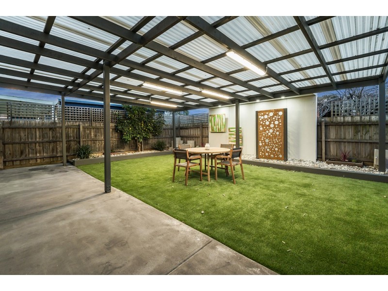 22 Thames Way, Roxburgh Park VIC 3064