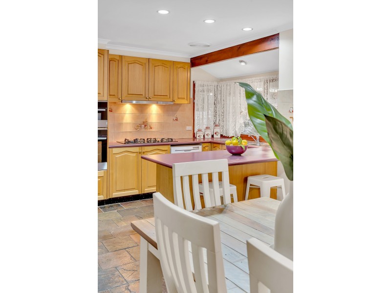 15 Balcombe Court, Craigieburn VIC 3064