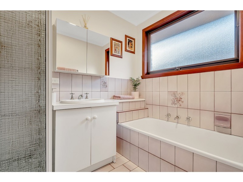 15 Balcombe Court, Craigieburn VIC 3064