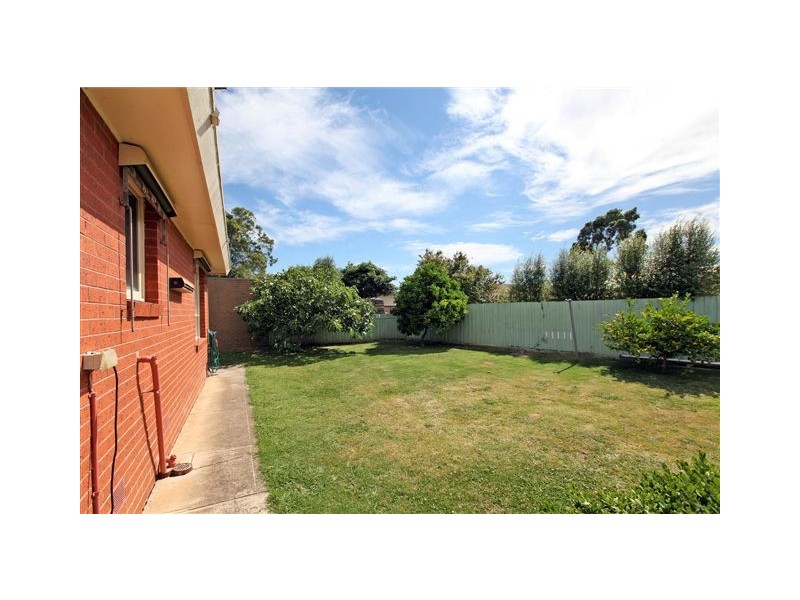 16 Riversdale Street, Craigieburn VIC 3064