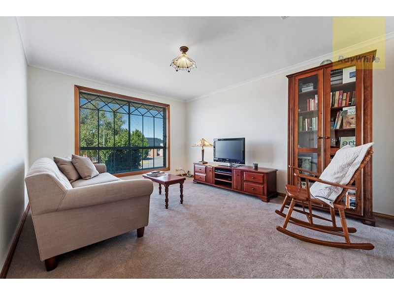 11 Smeaton Court, Craigieburn VIC 3064