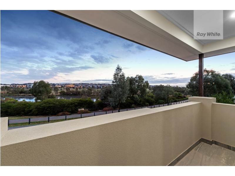 5 Freshwater Drive, Craigieburn VIC 3064