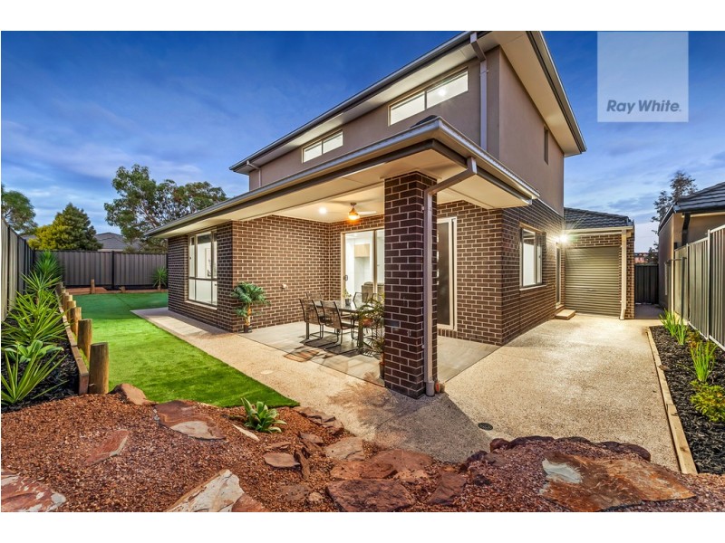 5 Freshwater Drive, Craigieburn VIC 3064