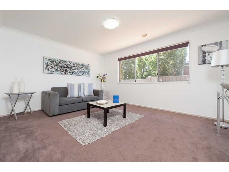 18 Millstream Pass, Craigieburn VIC 3064
