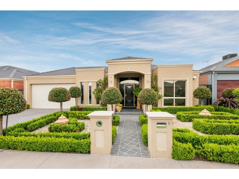 6 Cheltenham Close, Craigieburn VIC 3064