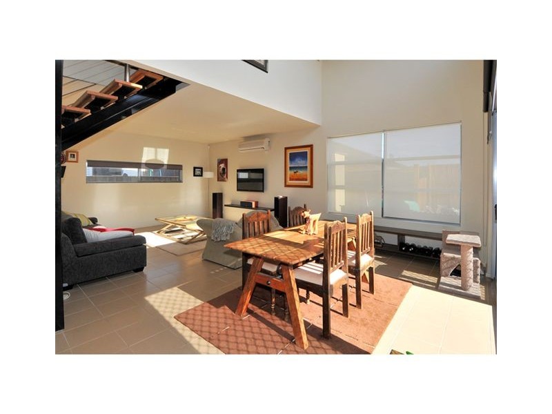 6 Thirlestane Place, Craigieburn VIC 3064