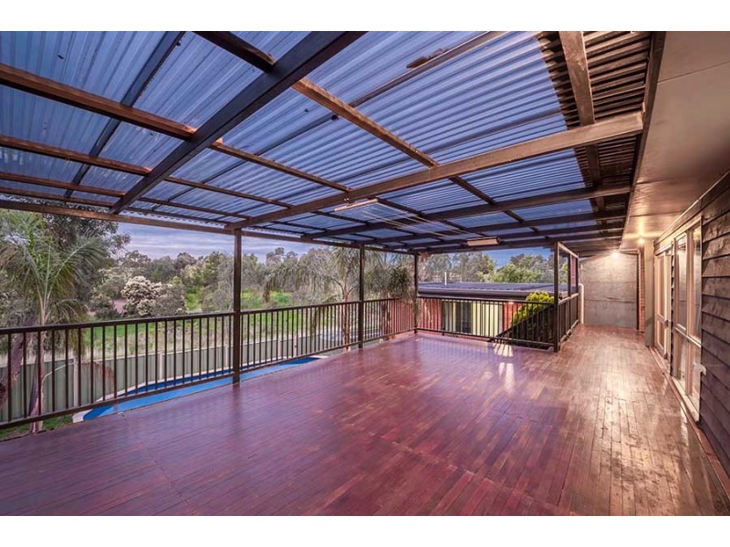 12 Penryn Place, Craigieburn VIC 3064
