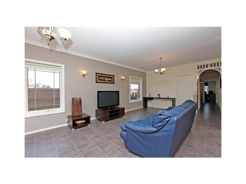 7 Lilac Close, Craigieburn VIC 3064