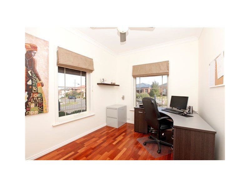 7 Lilac Close, Craigieburn VIC 3064