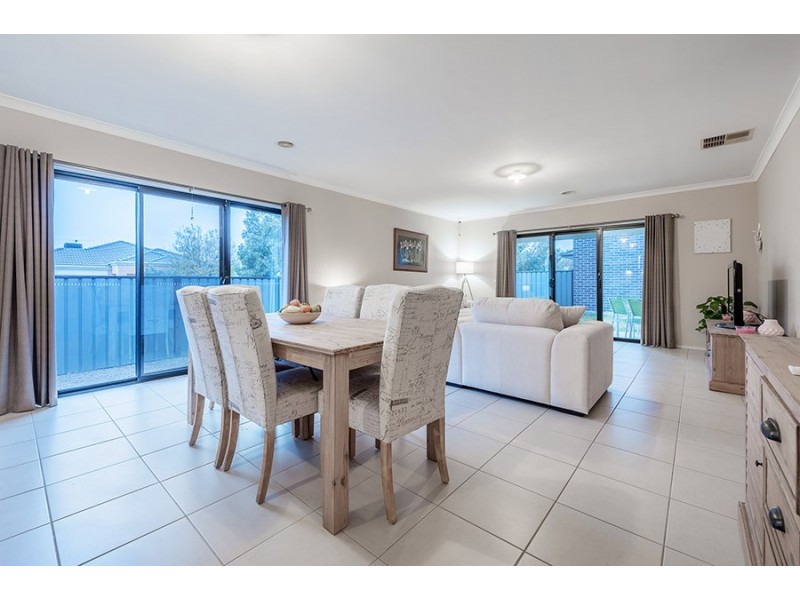 1 Greenham Avenue, Craigieburn VIC 3064