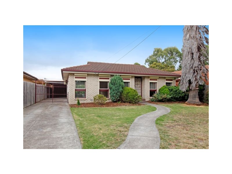 9 Wattleglen Street, Craigieburn VIC 3064