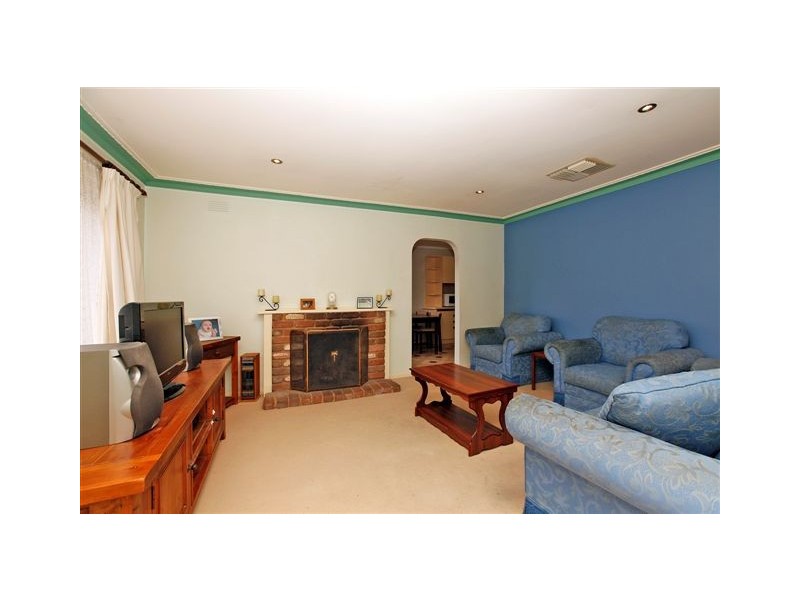 42 Field Street, Craigieburn VIC 3064