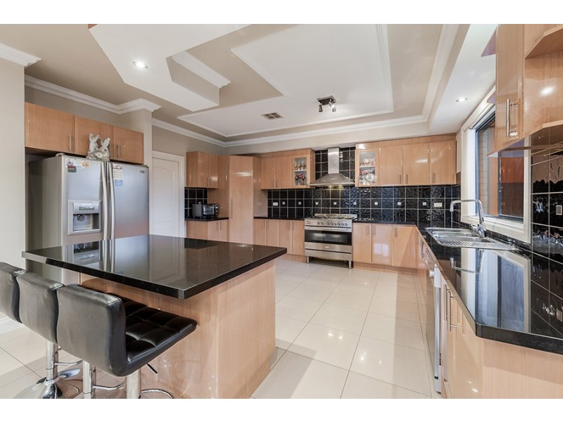 5 Orrong Place, Craigieburn VIC 3064