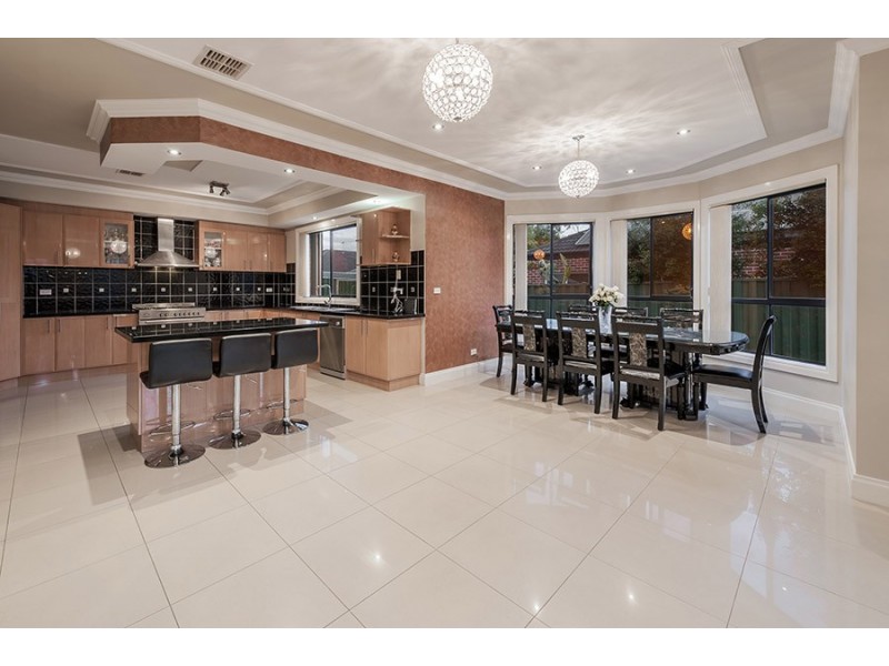 5 Orrong Place, Craigieburn VIC 3064