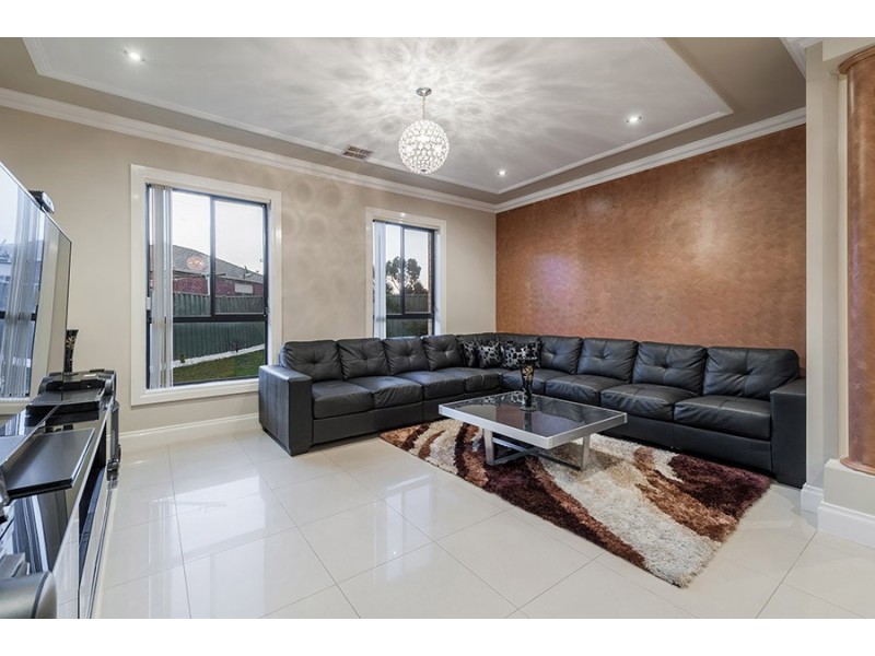 5 Orrong Place, Craigieburn VIC 3064