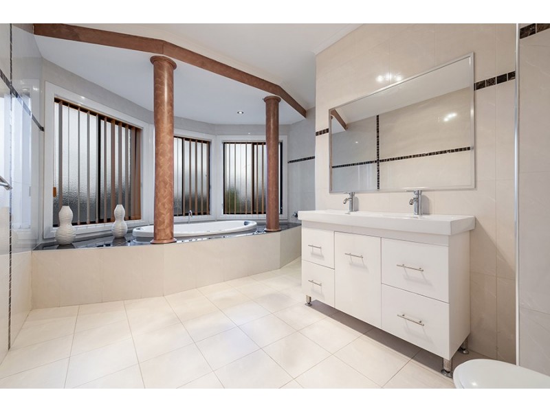 5 Orrong Place, Craigieburn VIC 3064