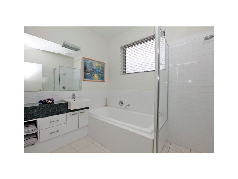 1 Tiree Lane, Craigieburn VIC 3064