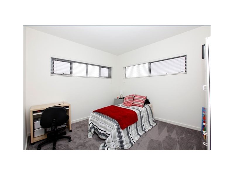 1 Tiree Lane, Craigieburn VIC 3064