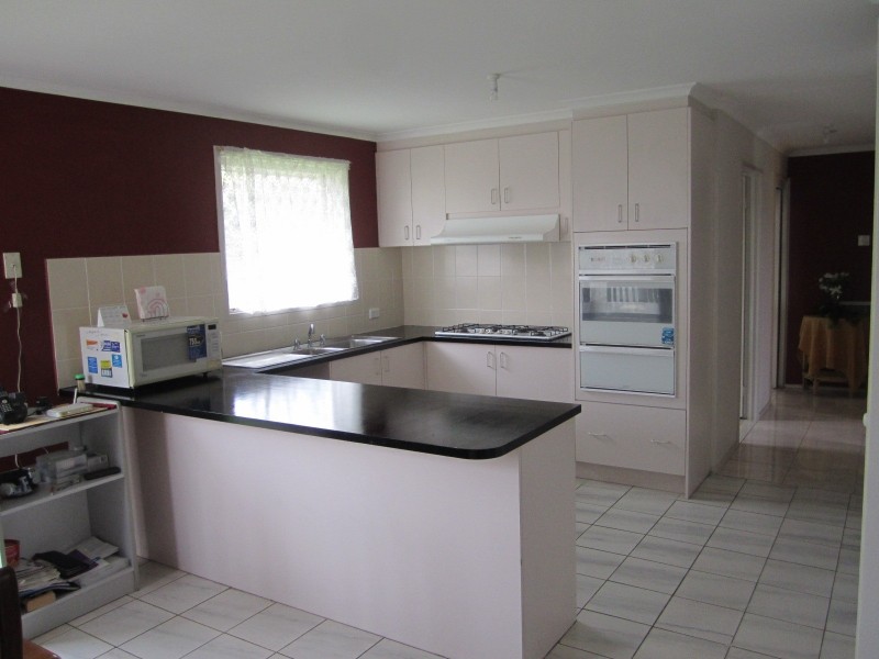 170 Hothlyn Drive, Craigieburn VIC 3064