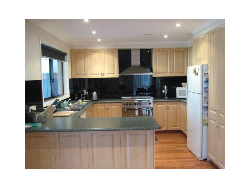 132 Bridgewater Road, Craigieburn VIC 3064