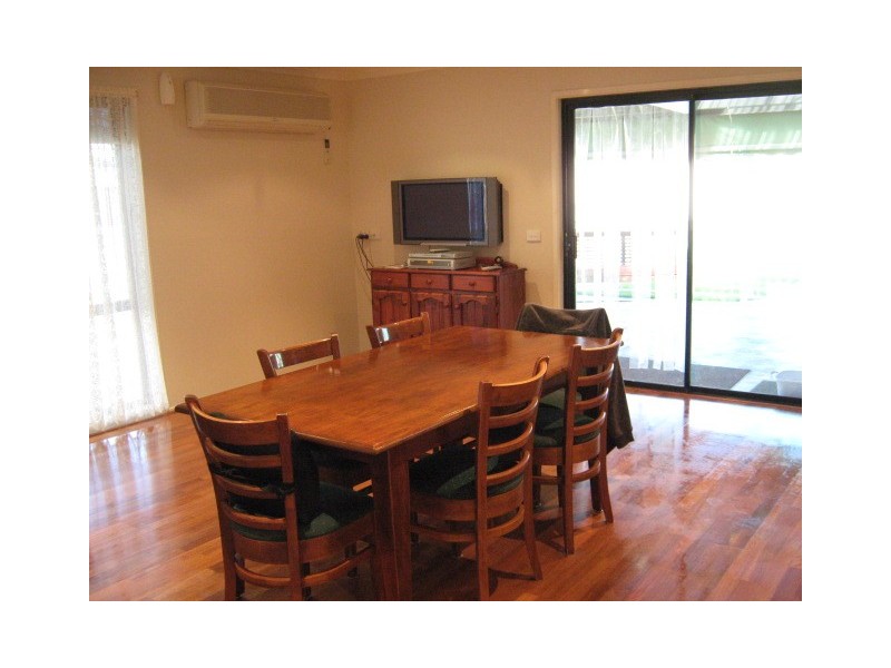 132 Bridgewater Road, Craigieburn VIC 3064