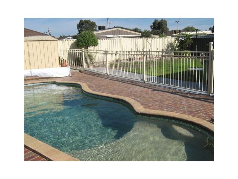 132 Bridgewater Road, Craigieburn VIC 3064