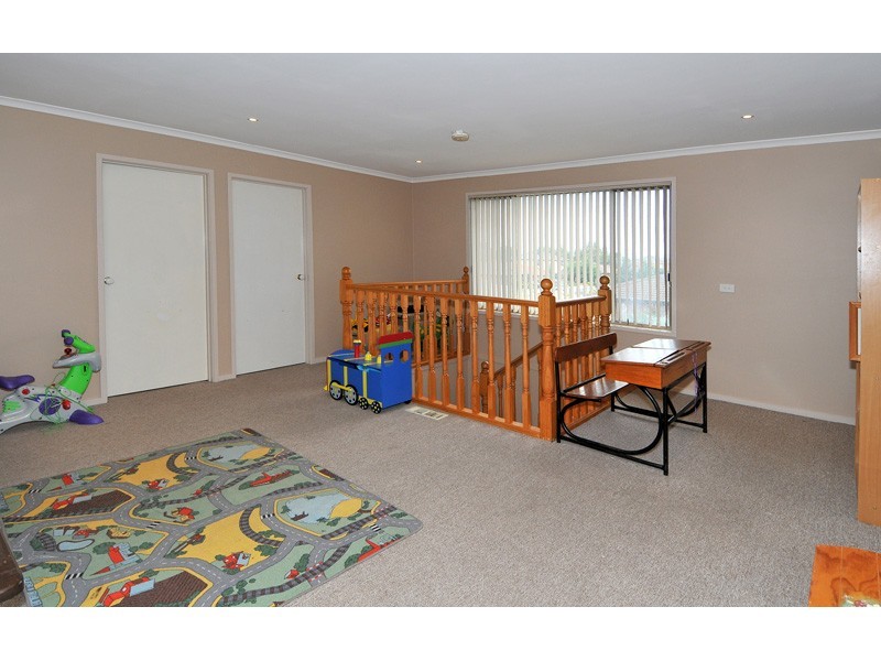 13 Bembridge Mews, Craigieburn VIC 3064