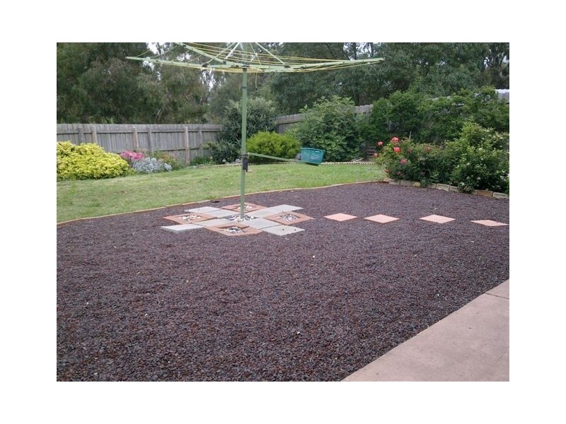 25 Mitford Crescent, Craigieburn VIC 3064