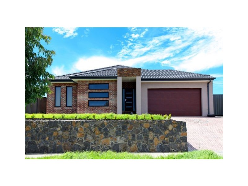 11 Conservation Drive, Craigieburn VIC 3064