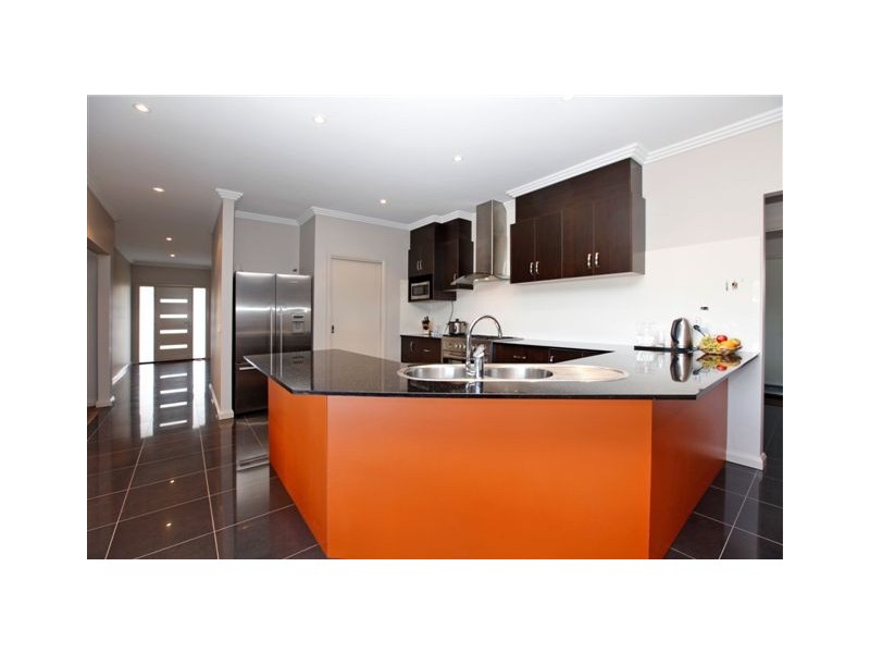 11 Conservation Drive, Craigieburn VIC 3064