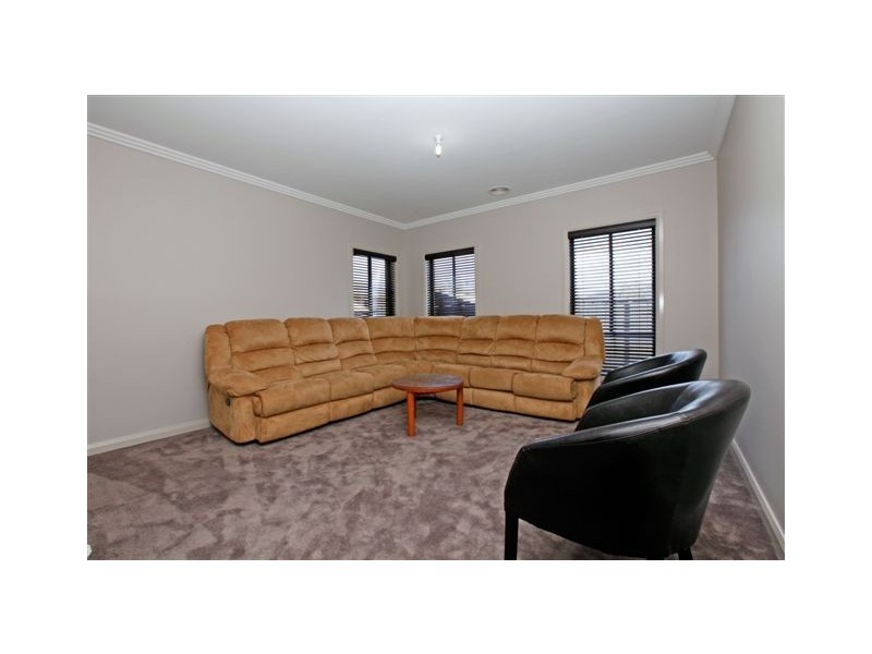 11 Conservation Drive, Craigieburn VIC 3064