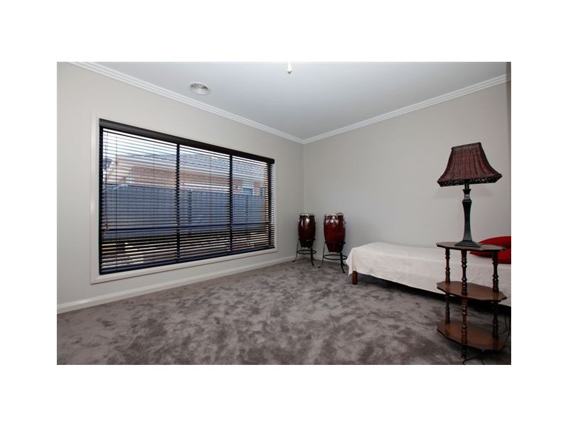 11 Conservation Drive, Craigieburn VIC 3064