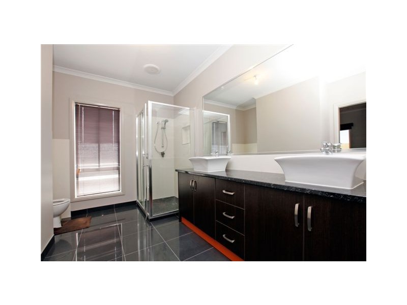 11 Conservation Drive, Craigieburn VIC 3064