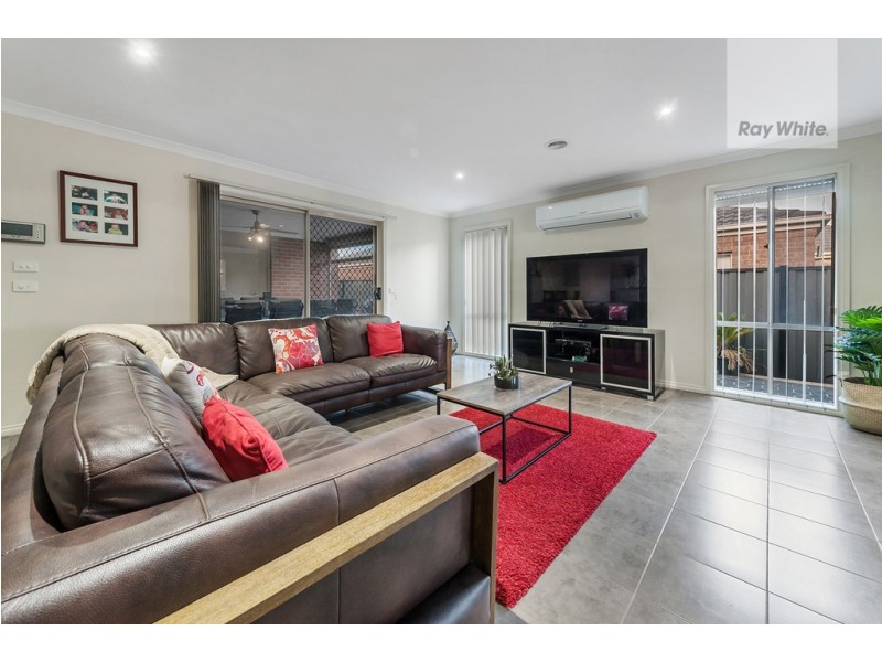 9 Serendip Crescent, Greenvale VIC 3059