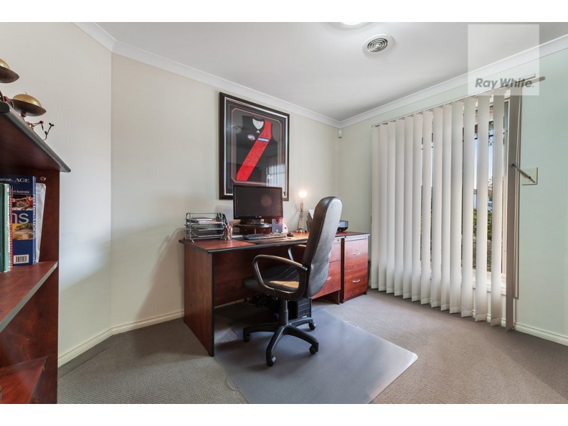 9 Serendip Crescent, Greenvale VIC 3059