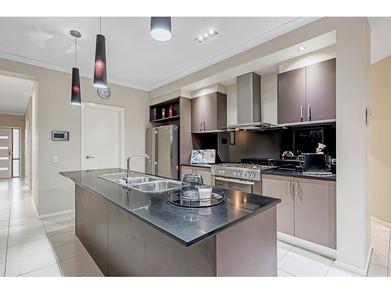 21 Perth Street, Craigieburn VIC 3064