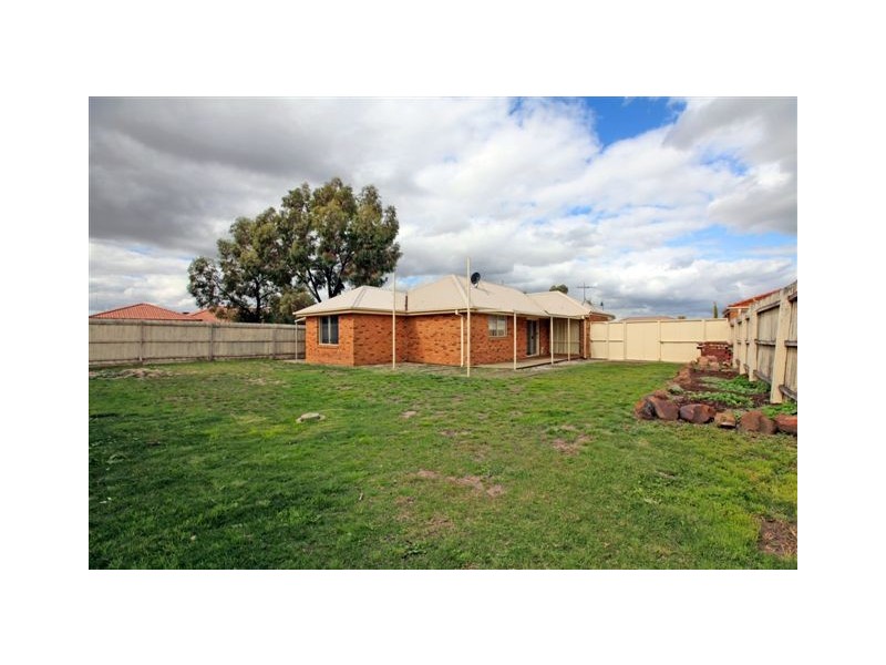 31 Exmouth Road, Craigieburn VIC 3064